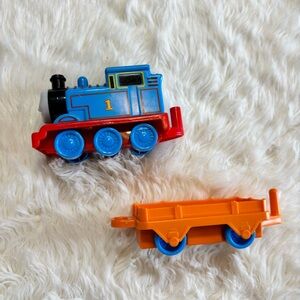 2009 Gullane Mattel Thomas & Friends Engine & 2011 Orange Loading Car